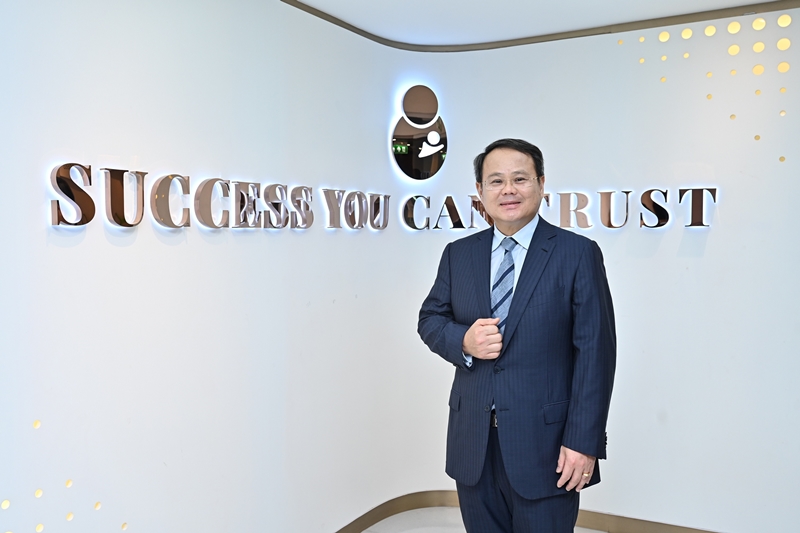 ‘SAFE’ รุกสร้างการเติบโตหลังเข้าเทรด ร่วมทุน รพ.ต่างชาติ เปิดคลินิกรักษาผู้มีบุตรยาก พร้อมเร่งขยายสาขาในไทยอีก 2 สาขา ตั้งเป้าปีนี้เติบโต 20-30% ประกาศชัดกลุ่มผู้ถือหุ้นใหญ่เดิม Lock up ทั้งหมด เกินกว่าเกณฑ์ตลาดหลักทรัพย์ตั้งแต่วันแรกที่ซื้อขาย ตอกย้ำมุ่งเติบโตตามแผน